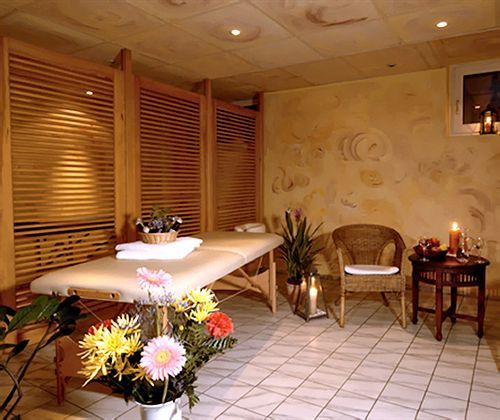 Biohotel Am Lunik Park Hohen Neuendorf Ngoại thất bức ảnh